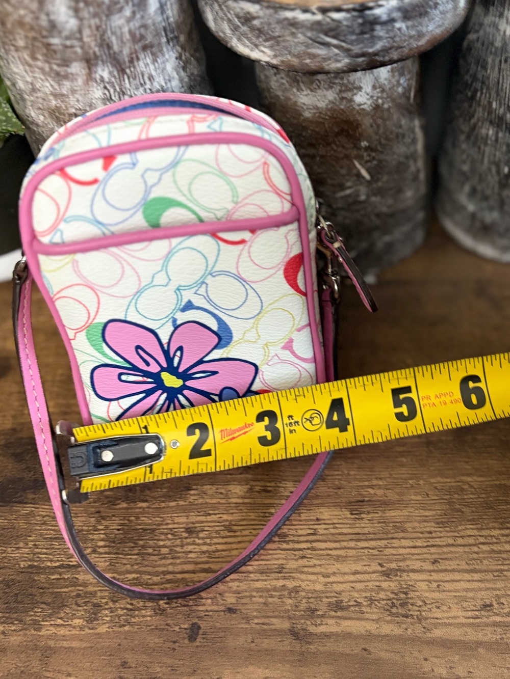 Coach Floral Print Pink Trim digital camera Pouch - Picture 2 of 6
